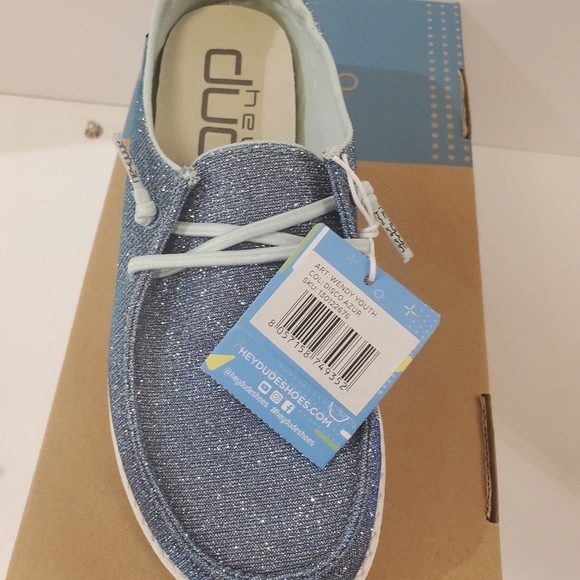 Hey Dude Shoes Youth - Picture 3 of 3